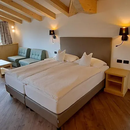 Hotell La Campagnola Canazei
