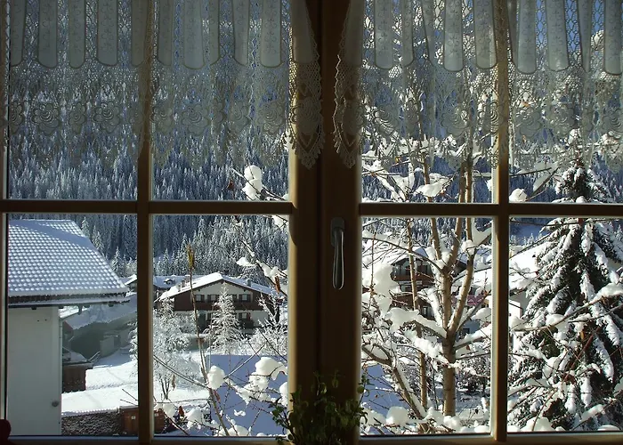 ホテル La Campagnola カナツェーイ